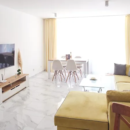 Apartman Luxury First Line With Pool By The Sea Neszebar