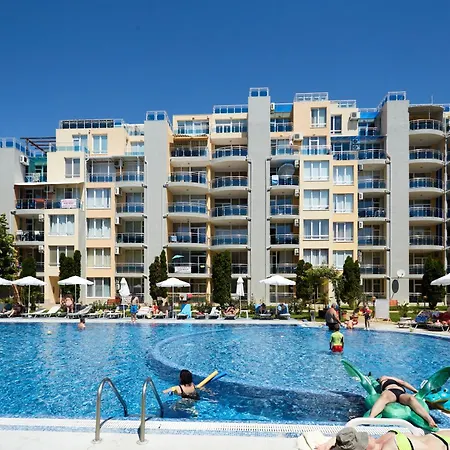 Luxury First Line With Pool By The Sea *