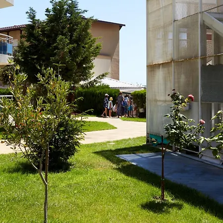 Luxury First Line With Pool By The Sea Neszebar