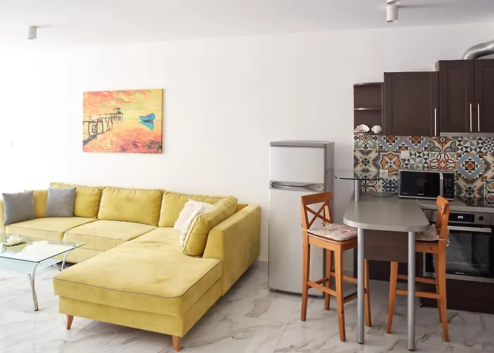 Luxury First Line With Pool By The Sea Lejlighed