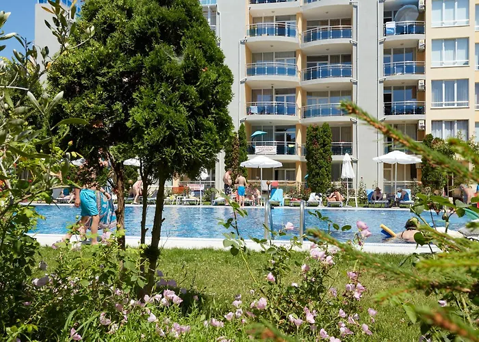 Luxury First Line With Pool By The Sea Lejlighed