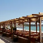 Апартамент Luxury First Line With Pool By The Sea