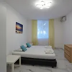 Апартамент Luxury First Line With Pool By The Sea Несебър