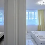 Luxury First Line With Pool By The Sea *