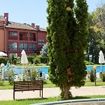 Luxury First Line With Pool By The Sea *