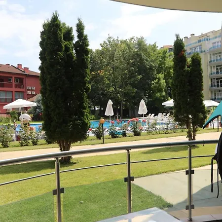 Luxury First Line With Pool By The Sea Lejlighed