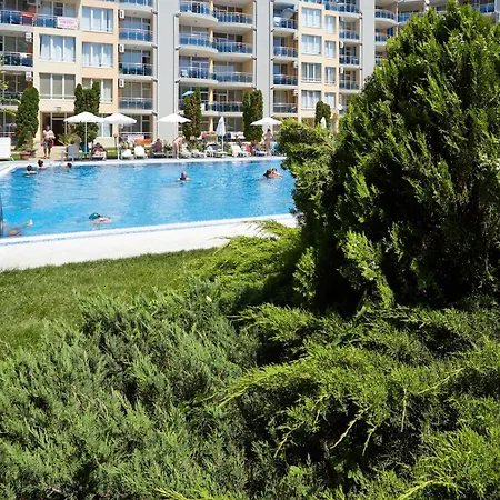 Luxury First Line With Pool By The Sea Nessebar