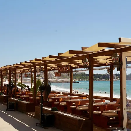 公寓 Luxury First Line With Pool By The Sea