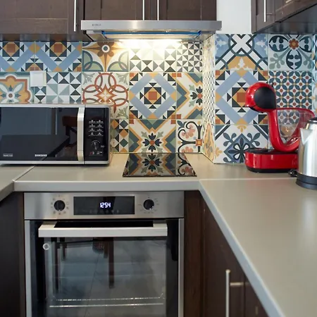 Luxury First Line With Pool By The Sea Διαμέρισμα *