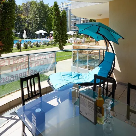 公寓 Luxury First Line With Pool By The Sea *