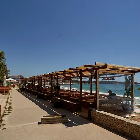 Luxury First Line With Pool By The Sea Апартамент Несебър