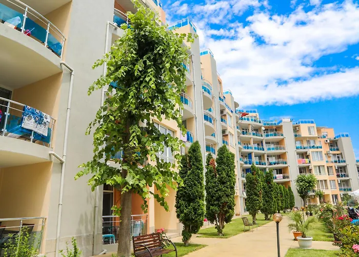 Luxury First Line With Pool By The Sea Apartment *