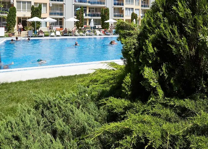 Luxury First Line With Pool By The Sea Nesebar