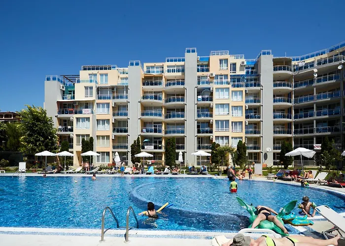 Luxury First Line With Pool By The Sea *